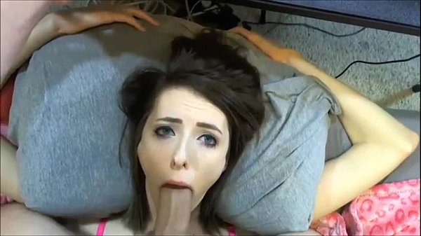 18 year old gives AWESOME BLOWJOB – more online girls on camsxteen.com