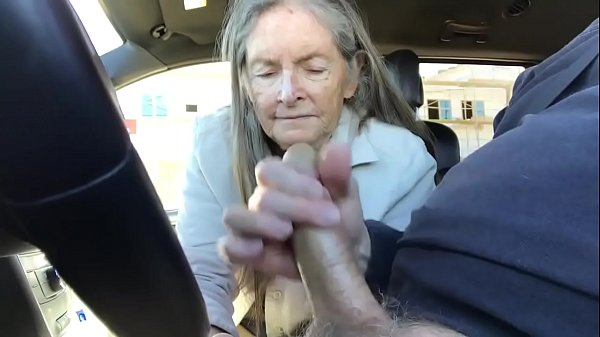 granny blowjob in car – cum